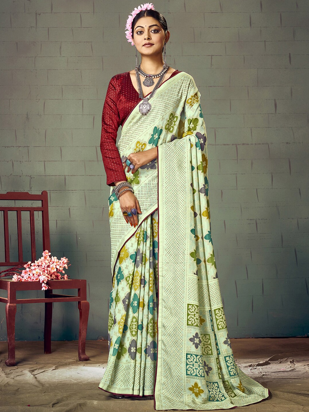 

Mitera Green & Red Ethnic Motifs Printed Brasso Bagh Saree