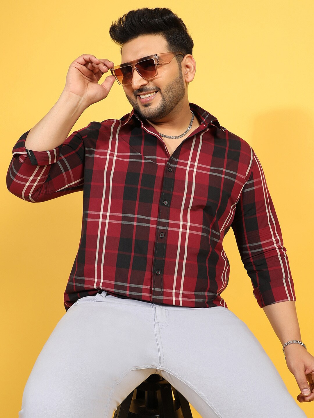 

Instafab Plus Plus Size Classic Tartan Checked Cotton Casual Shirt, Red