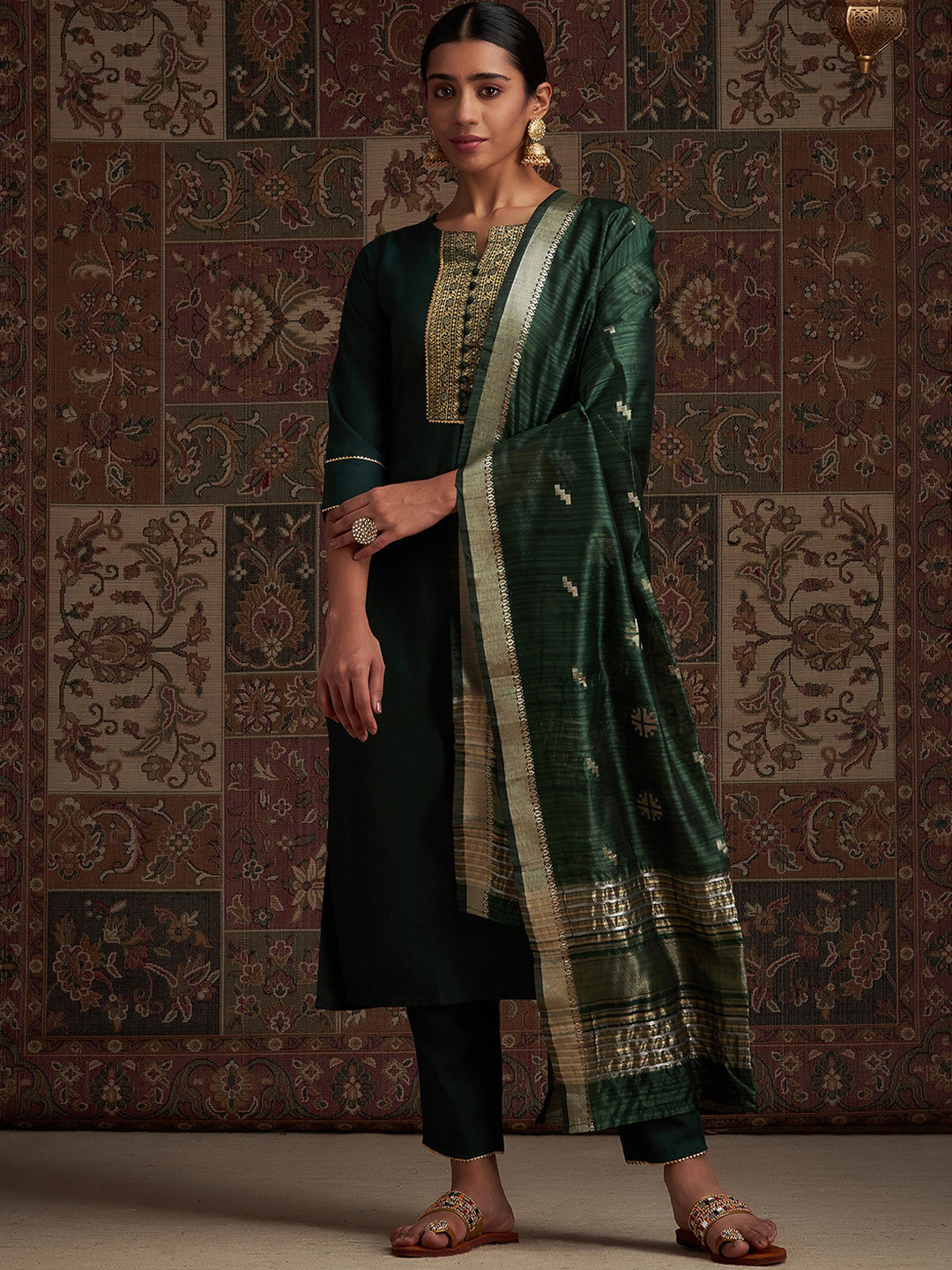

Indo Era Floral Yoke Design Thread Work Kurta & Trousers With Dupatta, Green