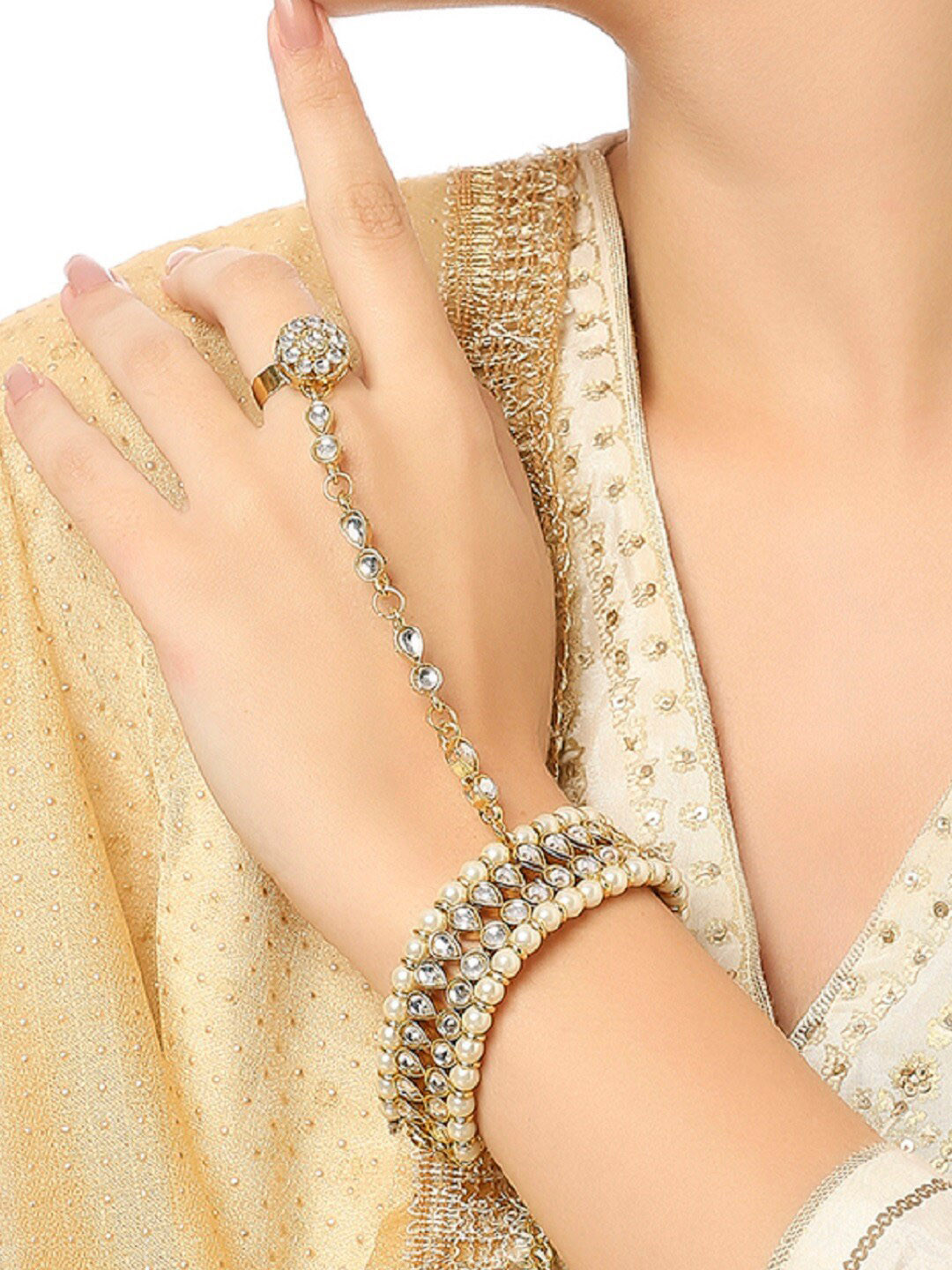 

OOMPH Kundan Studded Ring Bracelet, Gold