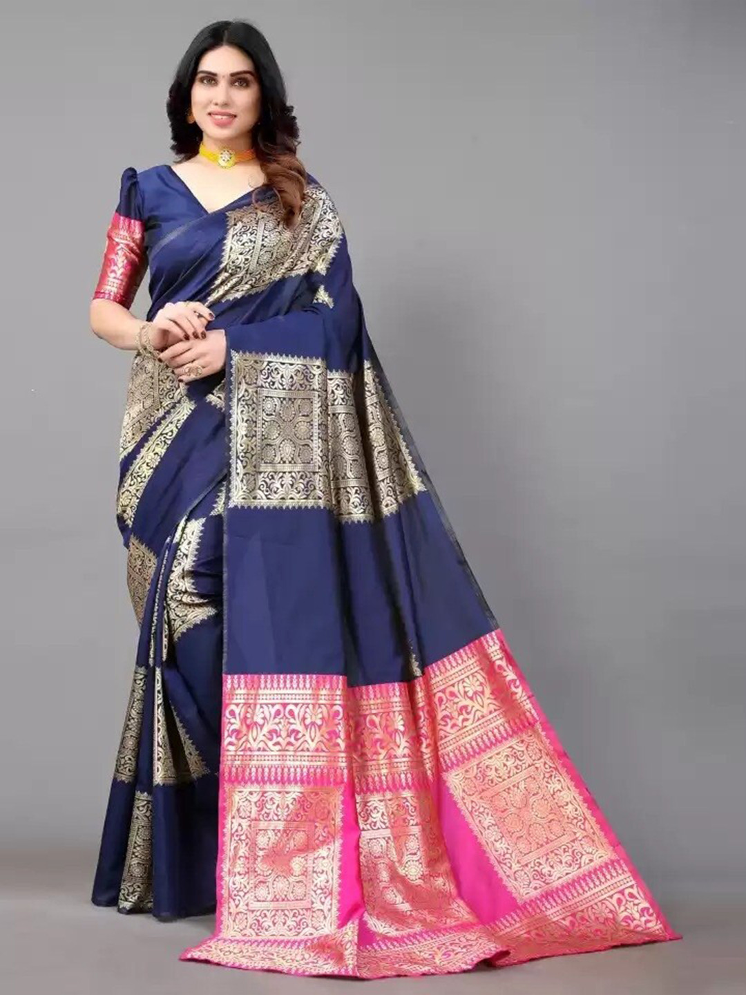 

MAGMINA Ethnic Motifs Woven Design Zari Kanjeevaram Saree, Blue