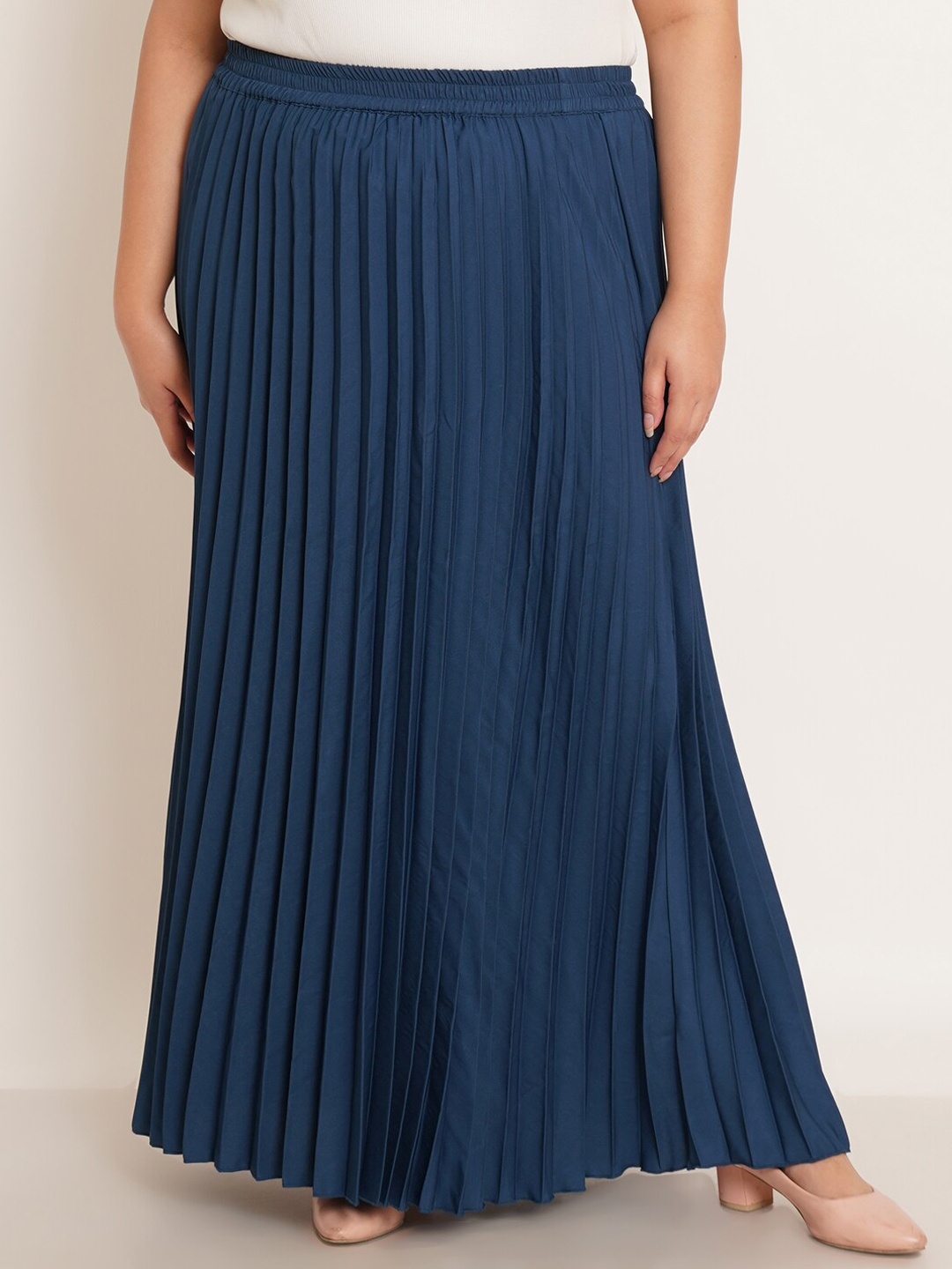 

U&F Beyond Plus Size Flared Maxi Skirt, Navy blue