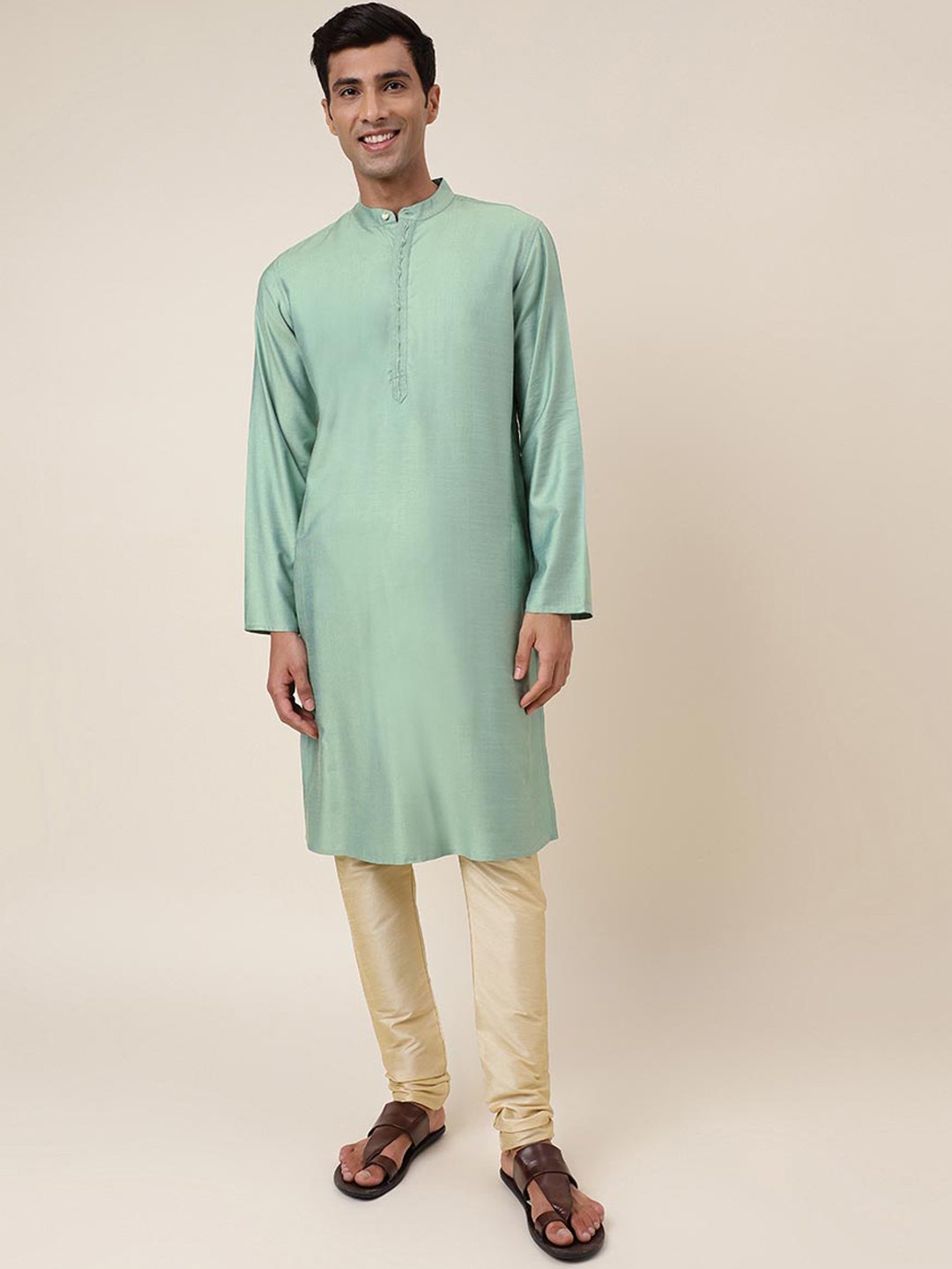 

Fabindia Mandarin Collar Kurta, Green