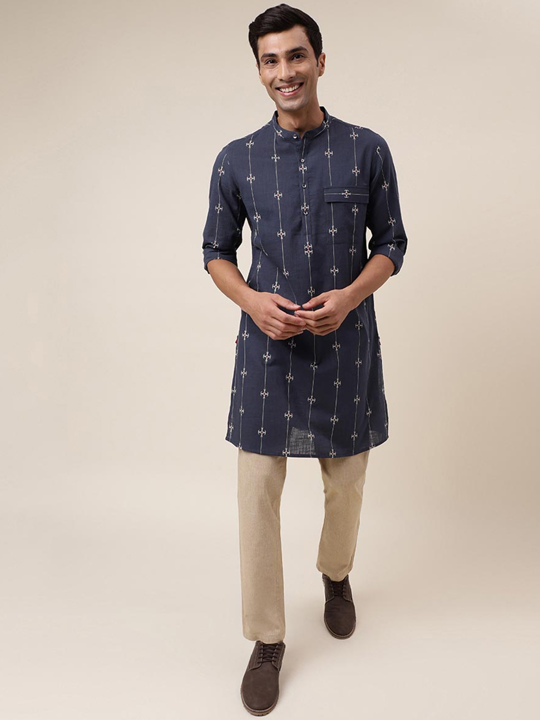 

Fabindia FabBasic Ethnic Motifs Printed Mandarin Collar Pure Cotton Kurta, Blue