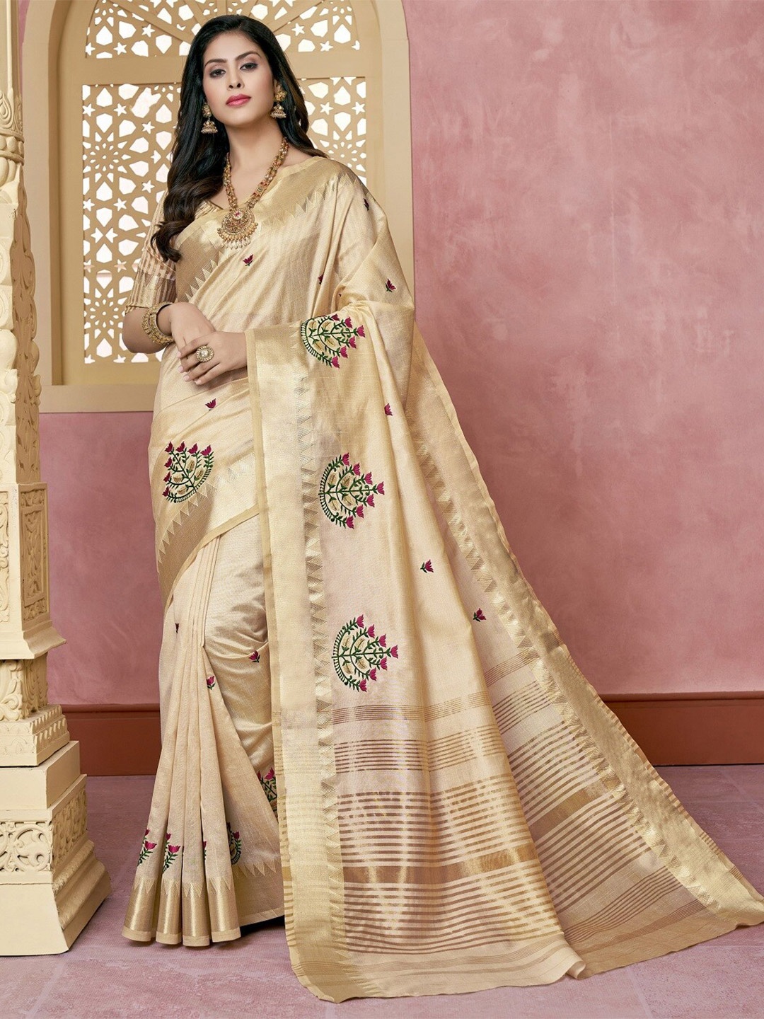 

Mitera Cream-Coloured & Gold-Toned Ethnic Motifs Embroidered Saree