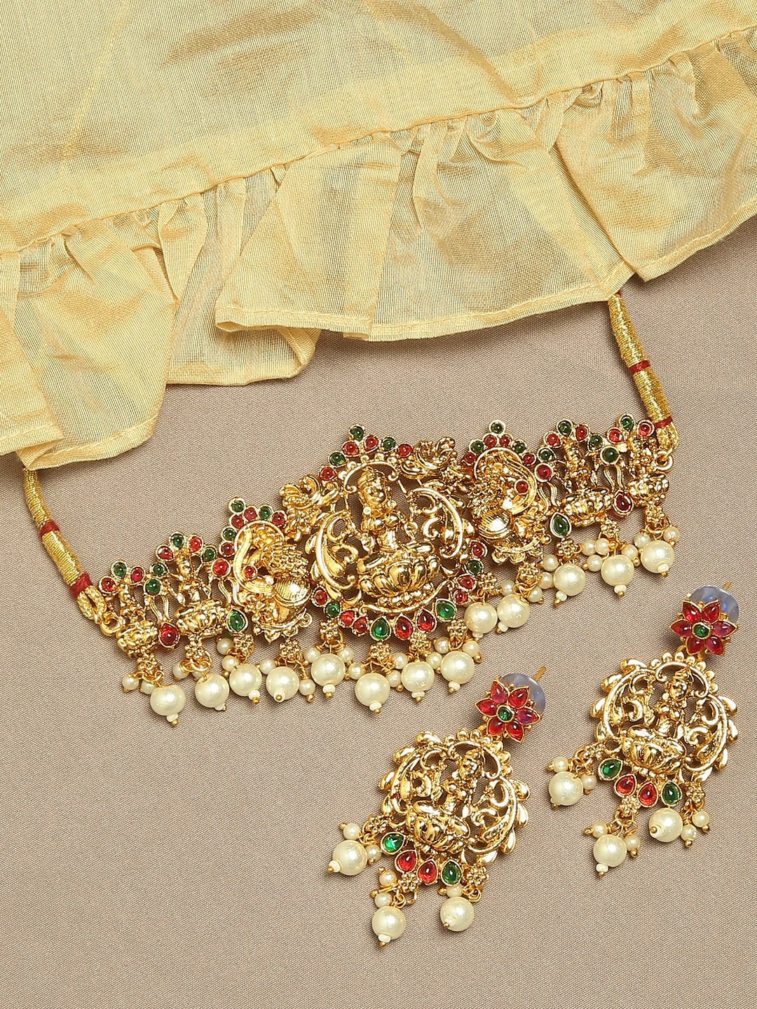 

OOMPH Stone Studded & Beaded Jewellery Set, Gold