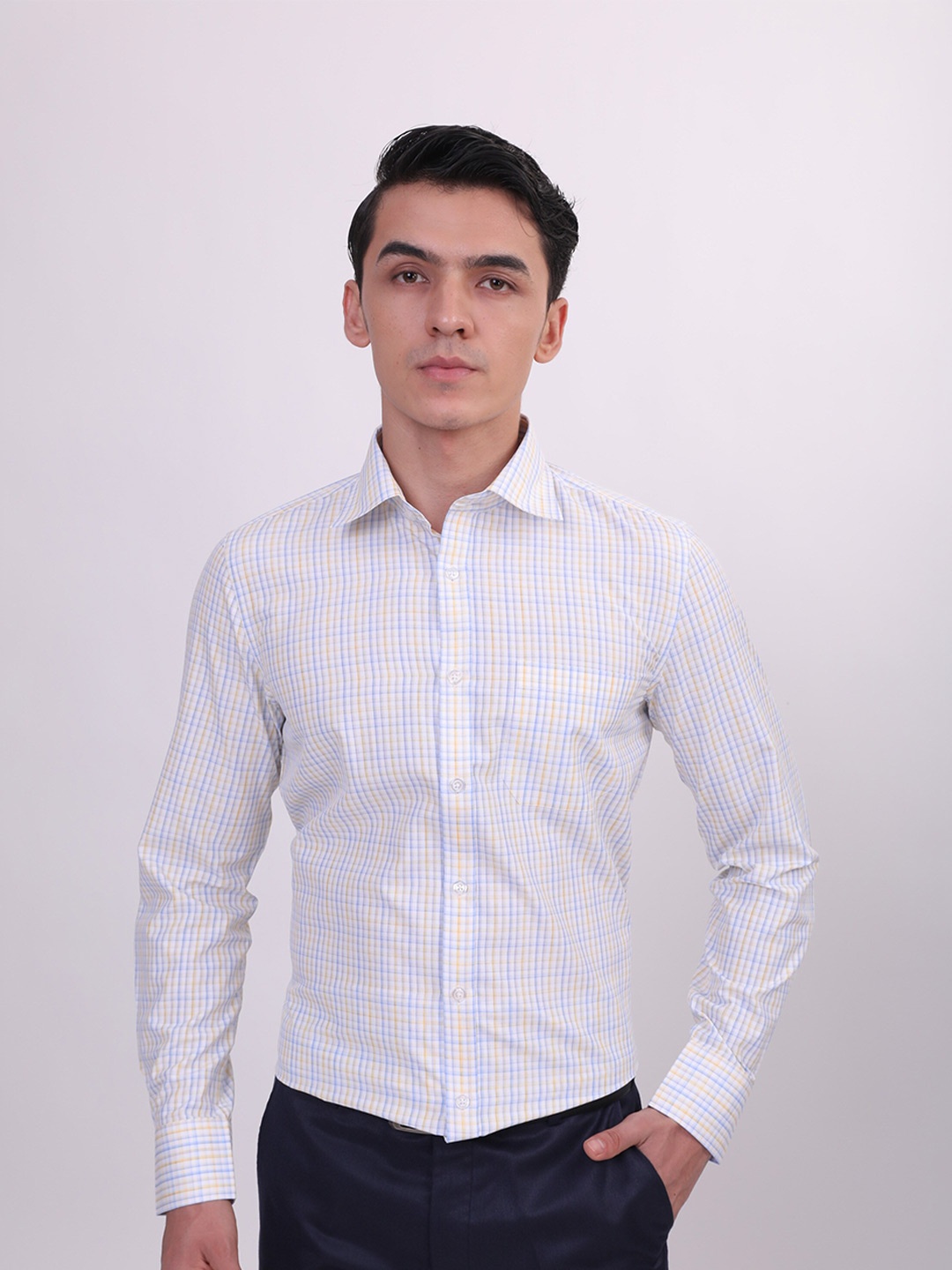 

MUTAQINOTI Checked Regular Fit Comfort Formal Shirt, White