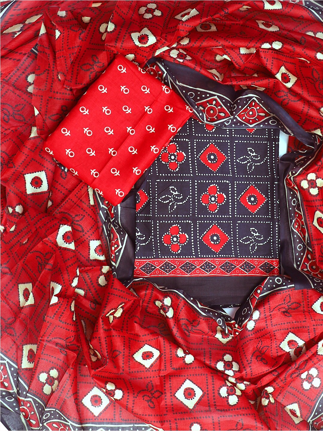 

SALWAR STUDIO Floral Printed Pure Cotton Unstitched Dress Material, Black