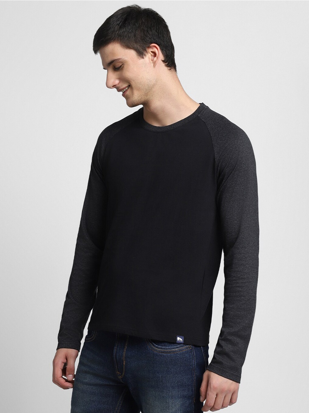 

Dennis Lingo Raglan Sleeves Slim Fit Cotton T-shirt, Black