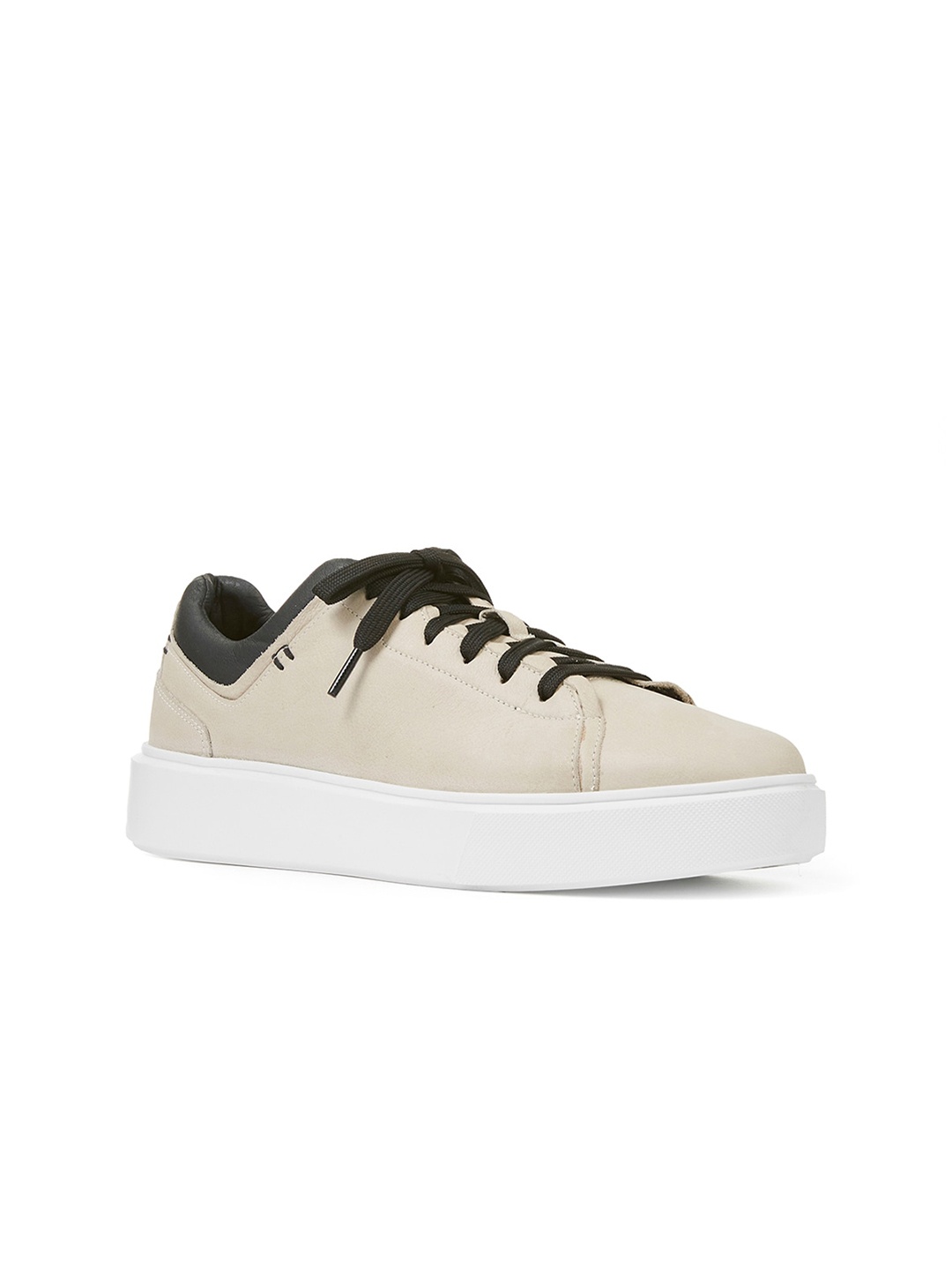 

FREESOUL Unisex Contrast Sole Leather Sneakers, Cream