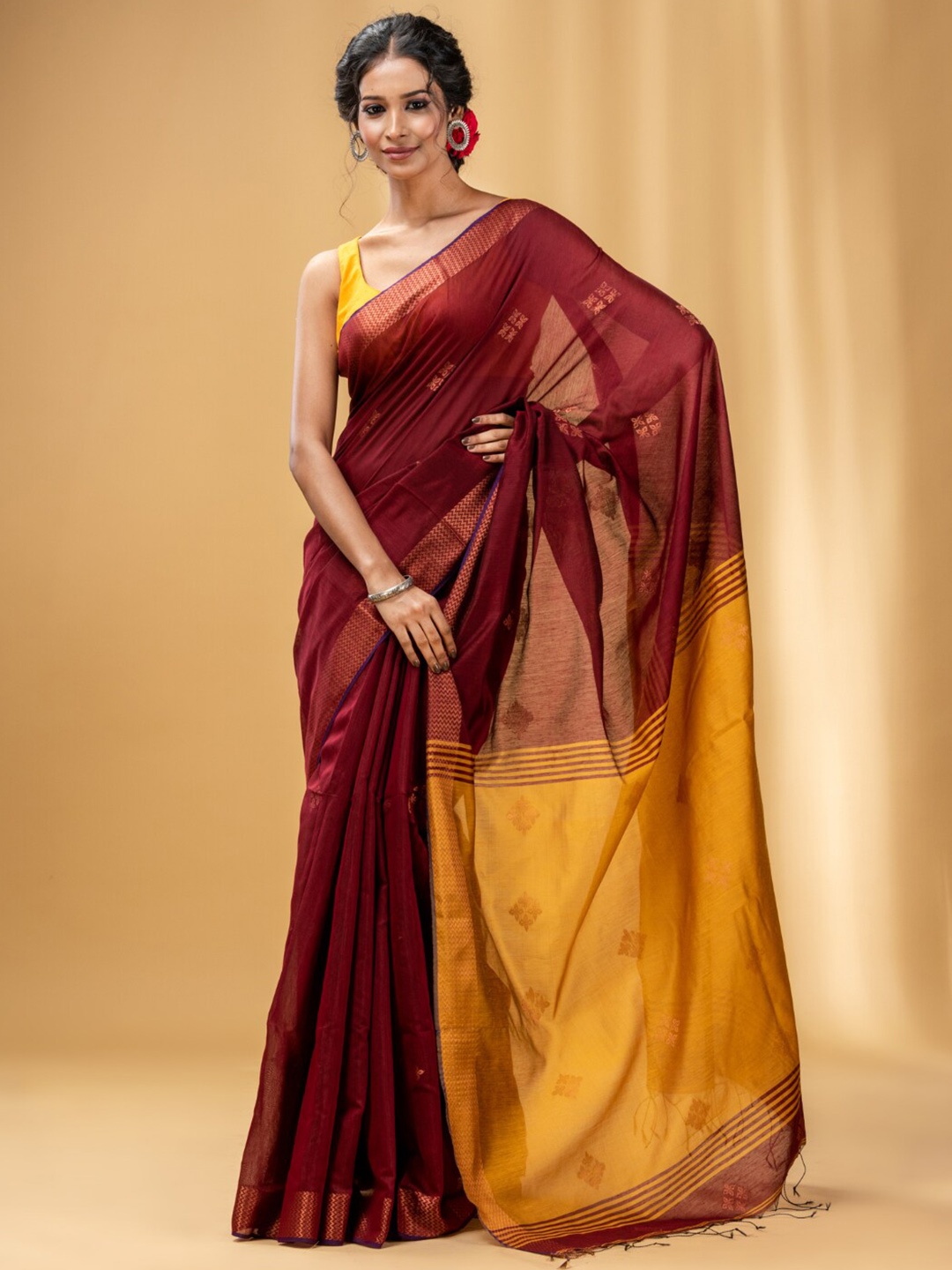 

Charukriti Ethnic Motifs Woven Design Zari Saree, Maroon