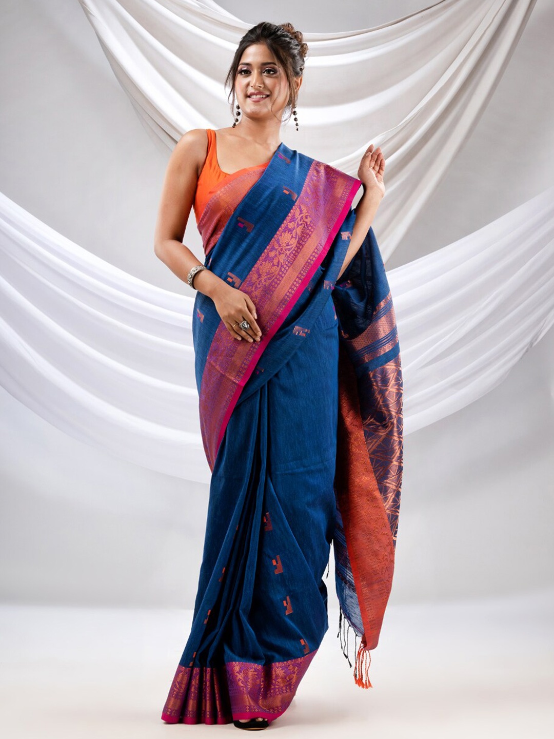 

Charukriti Ethnic Motifs Woven Design Zari Pure Cotton Saree, Blue