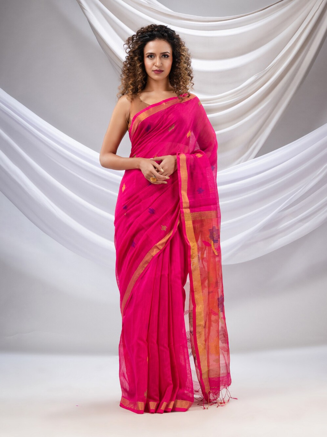 

Charukriti Woven Design Zari Detailed Pure Cotton Saree, Pink