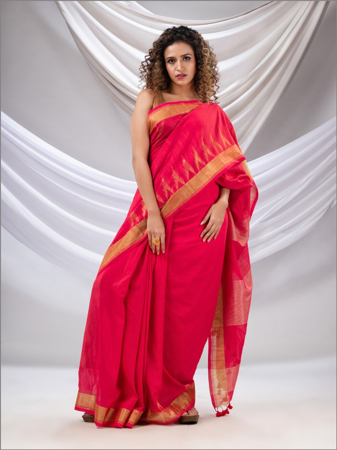

Charukriti Pure Cotton Zari Saree With Blouse Piece, Pink