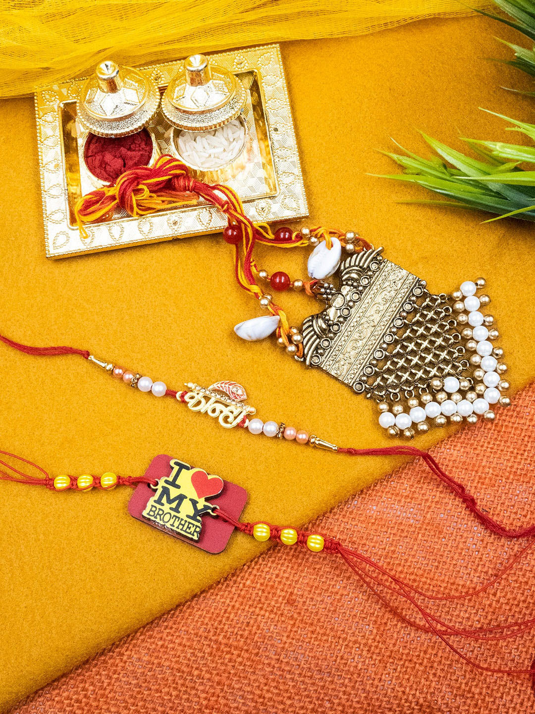 

StileAdda Unisex Set Of 3 Family Rakhi Set, Red