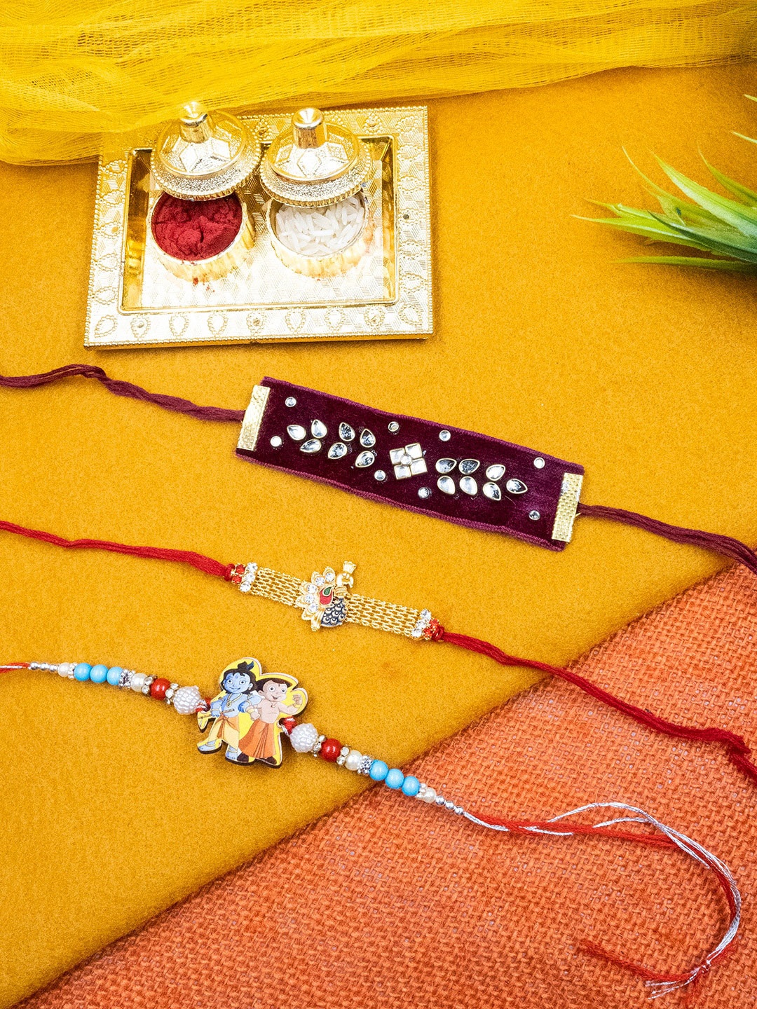 

StileAdda Unisex Set Of 3 Family Rakhi Gift Set, Red