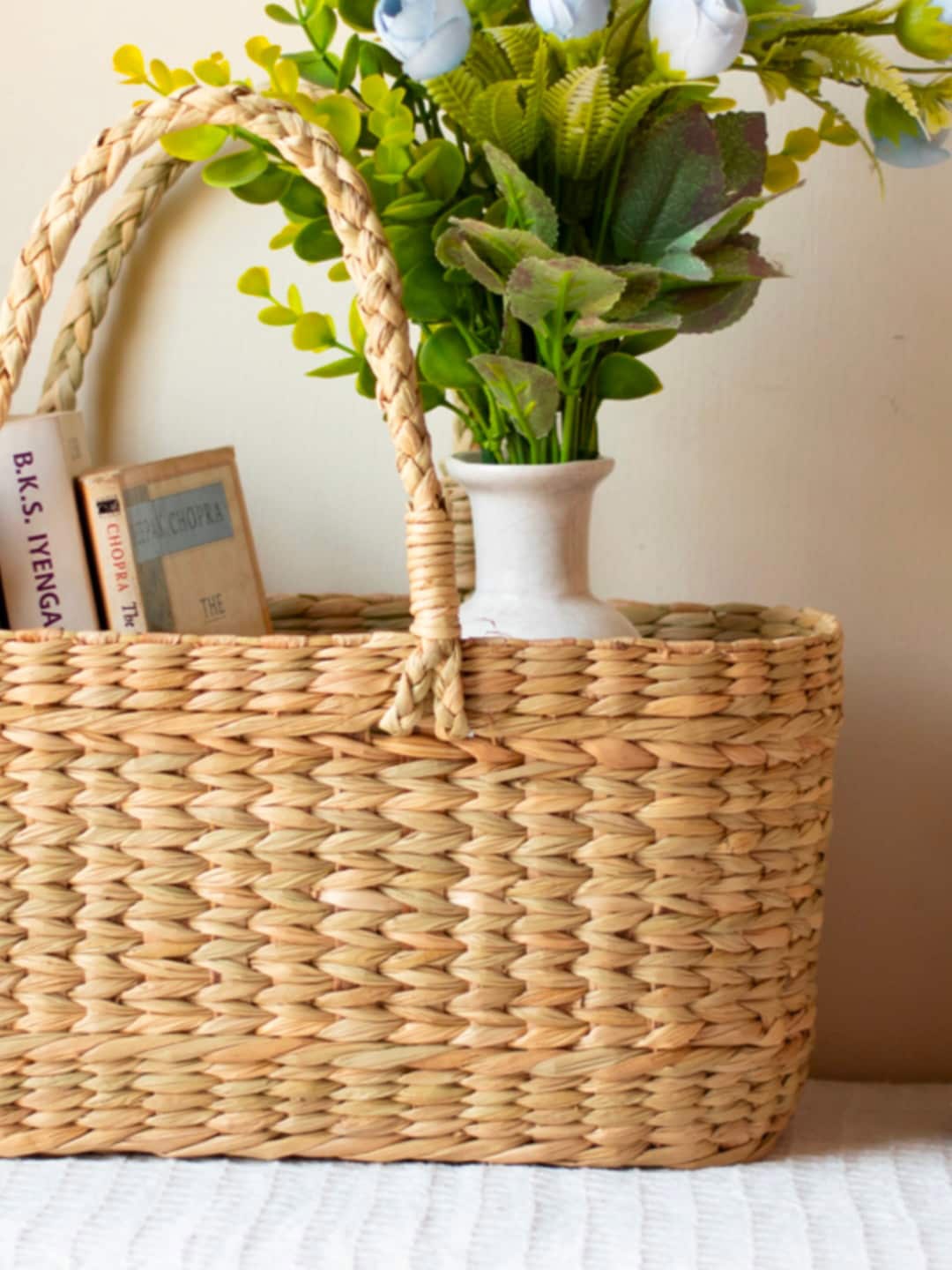 

Fermoscapes Beige Kauna Grass Hamper Basket Oval Organiser