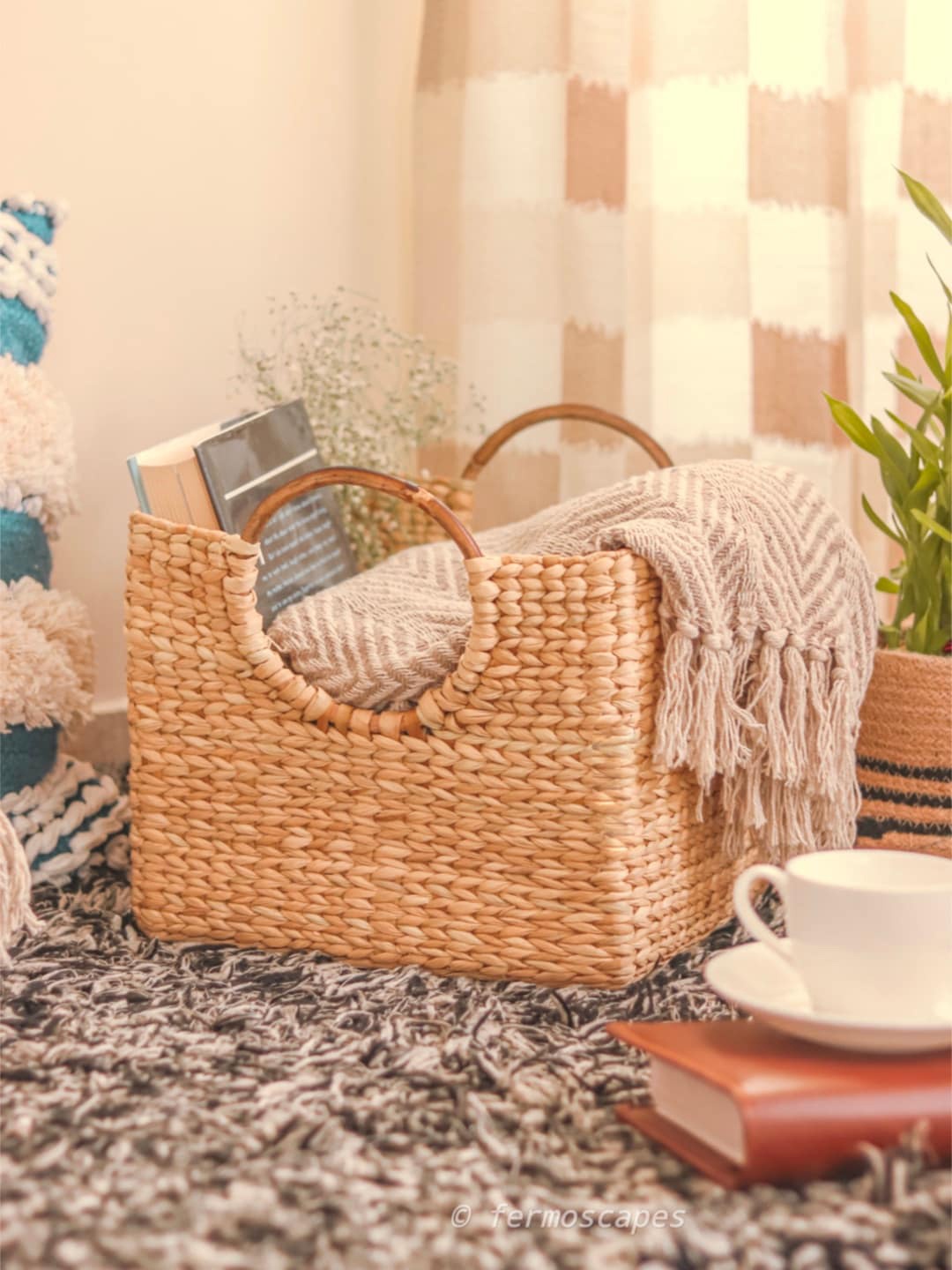 

Fermoscapes Beige Kauna Grass Basket Organiser