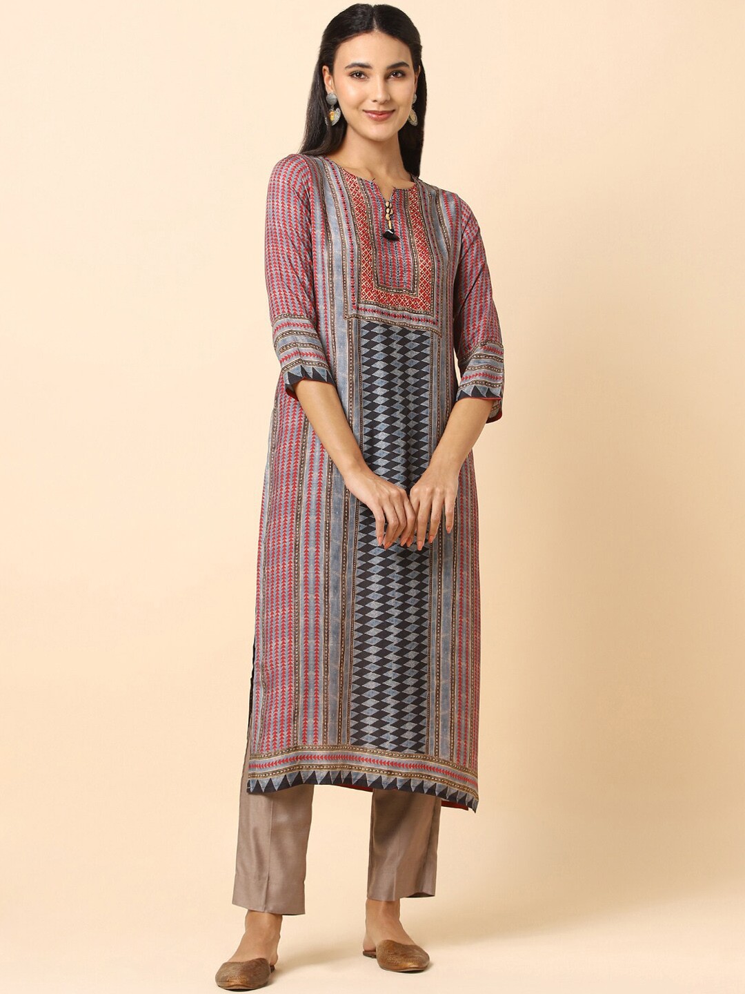 

House Of Dharaa Geometric Printed Straight Kurta, Red