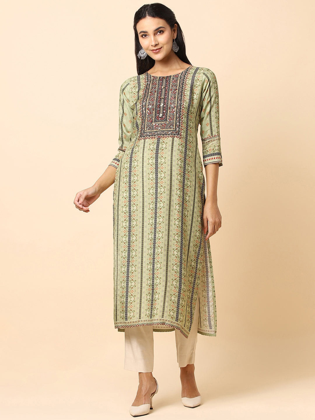

House Of Dharaa Floral Printed Round Neck Straight Kurta, Green
