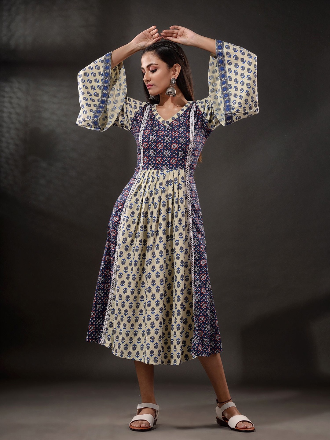 

Disli Printed Cotton Anarkali Kurta, Off white