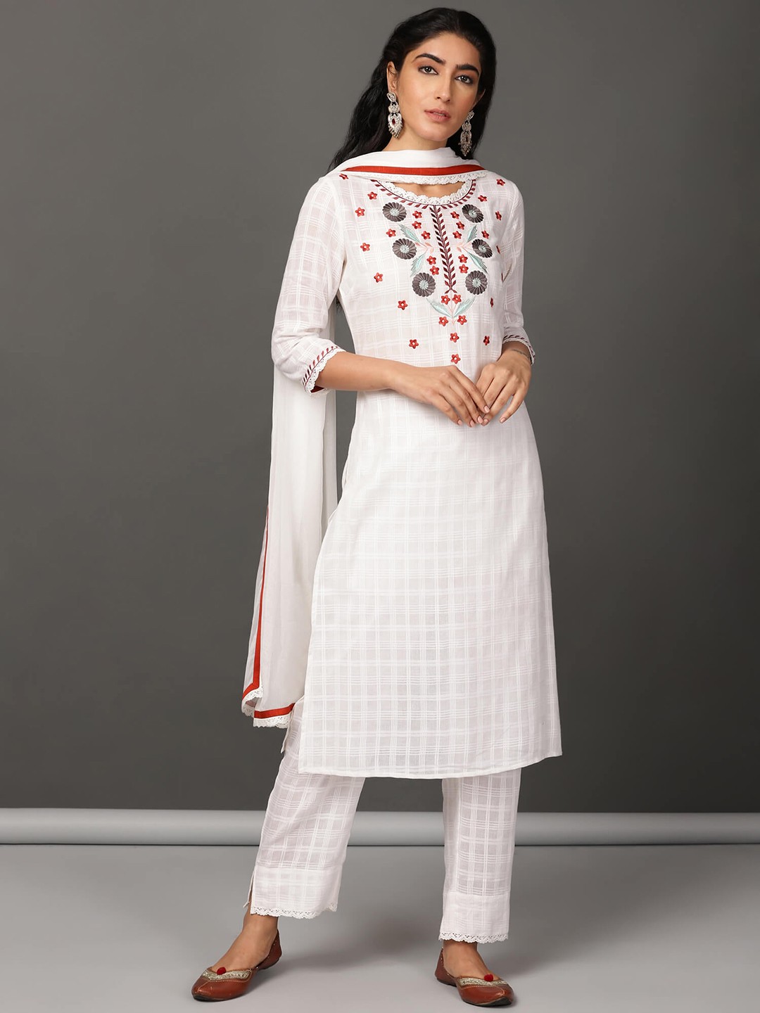 

NUHH Floral Yoke design Thread Work Pure Cotton Kurta With Trousers & Dupatta, White