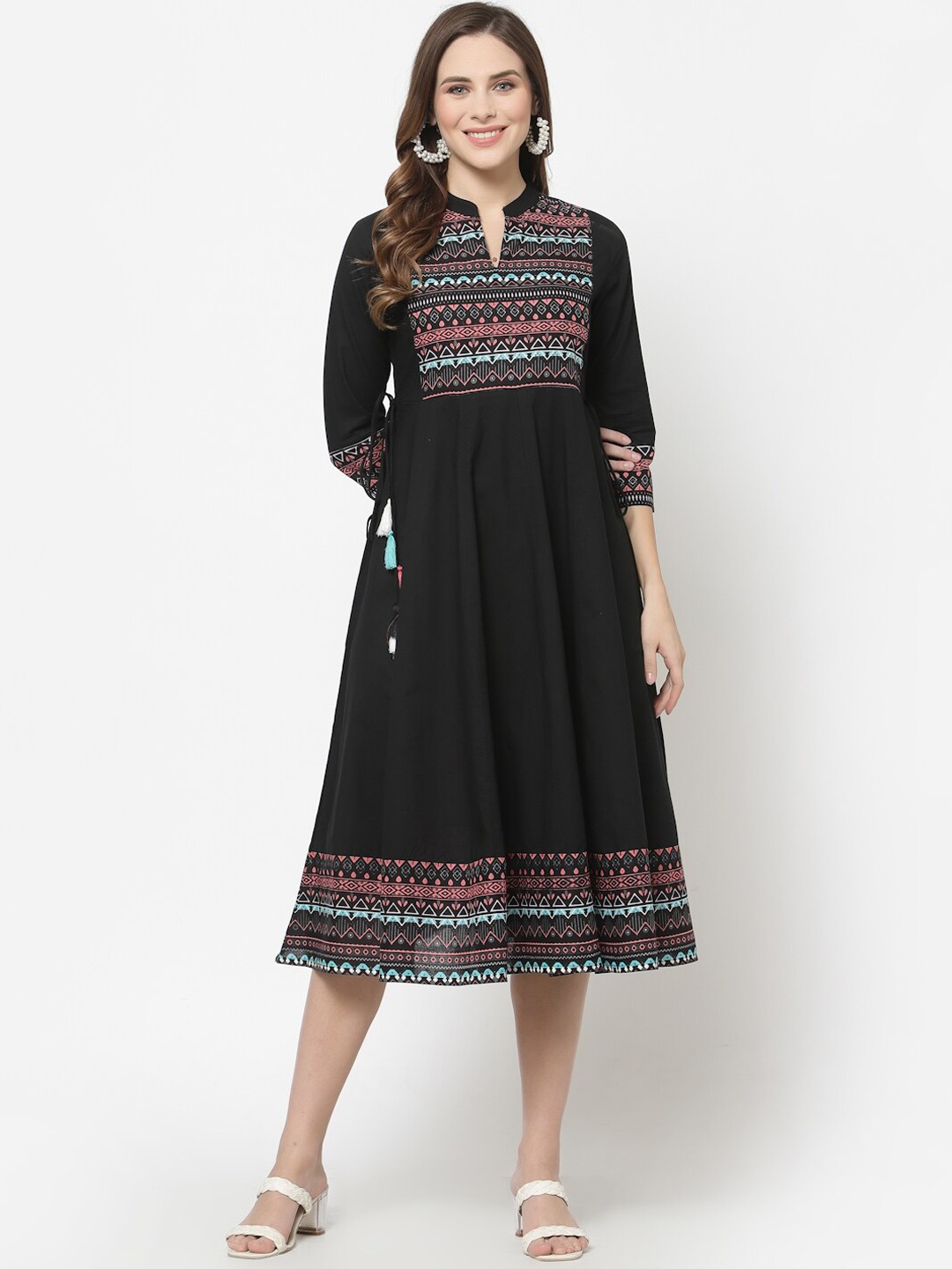 

Avipsa Geometric Printed A-line Pure Cotton Ethnic Dress, Black