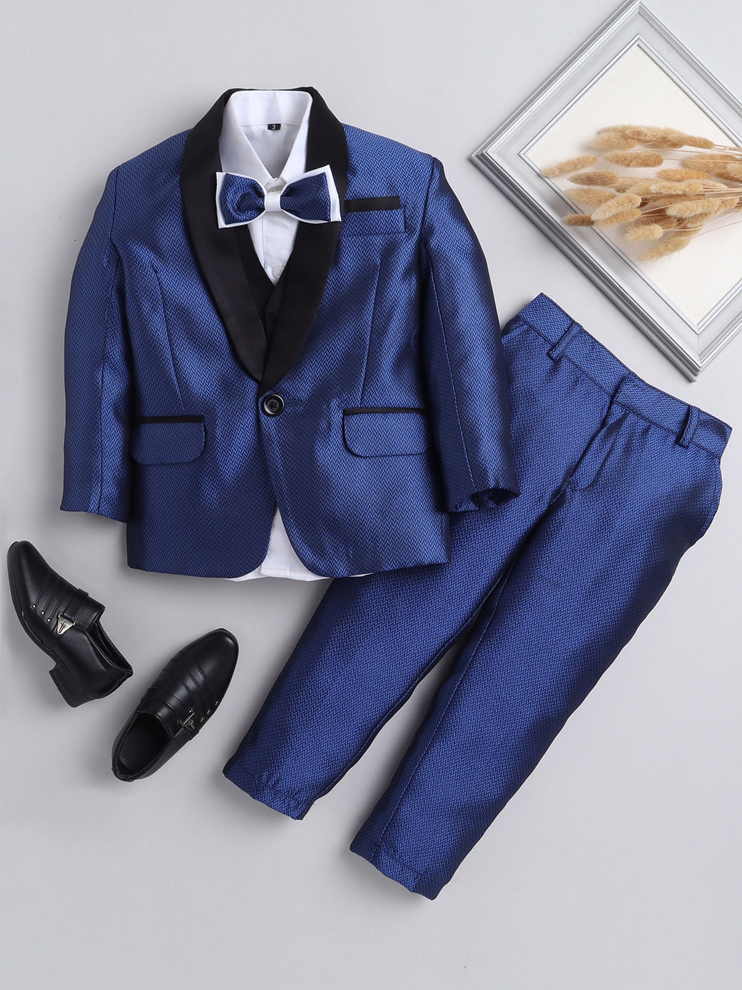 

Jeetethnics Boys Self Design Single-Breasted Four-Piece Party Suit, Navy blue