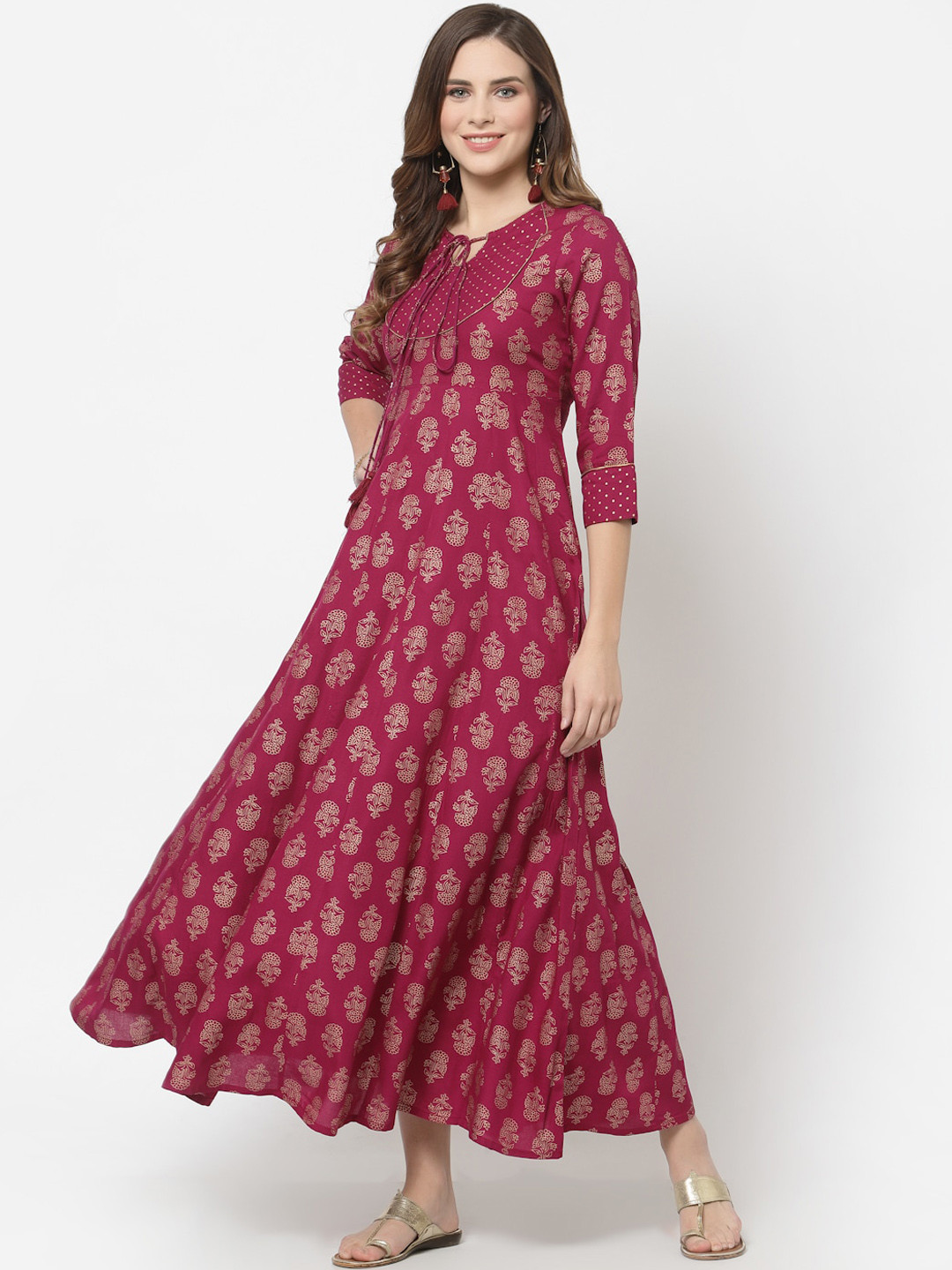 

Avipsa Ethnic Motifs Printed Tie-Up Neck Anarkali Kurta, Maroon