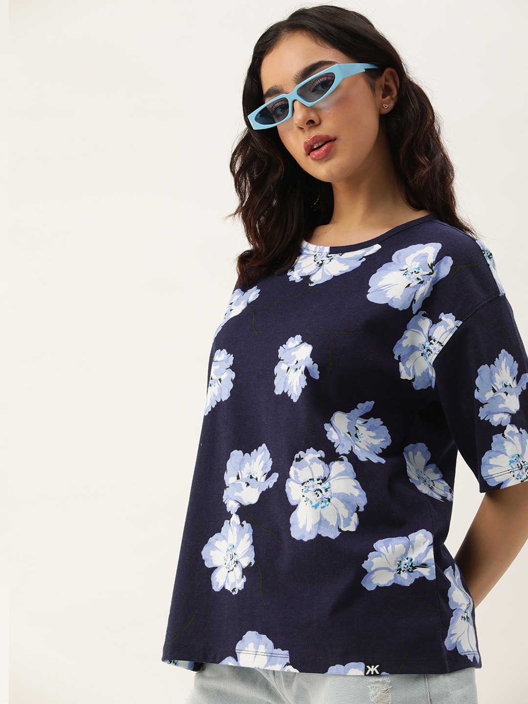 

Kook N Keech Floral Printed Drop-Shoulder Sleeves Pure Cotton Longline T-shirt, Navy blue