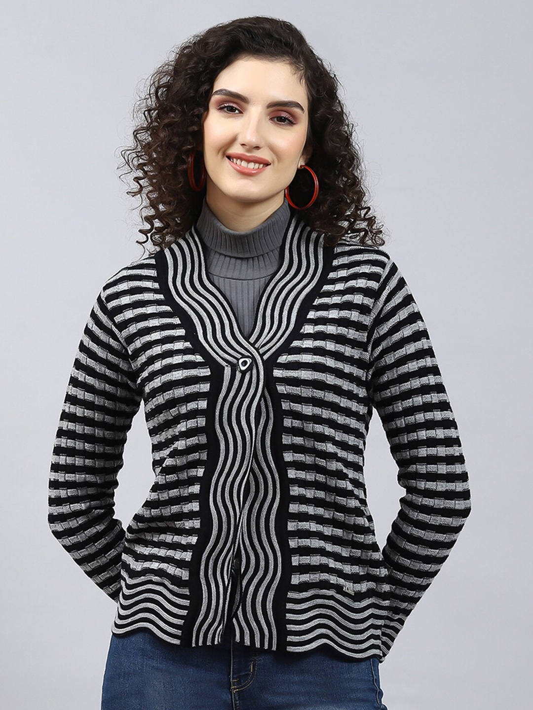 

Monte Carlo Striped Self Design V-Neck Cardigan, Black
