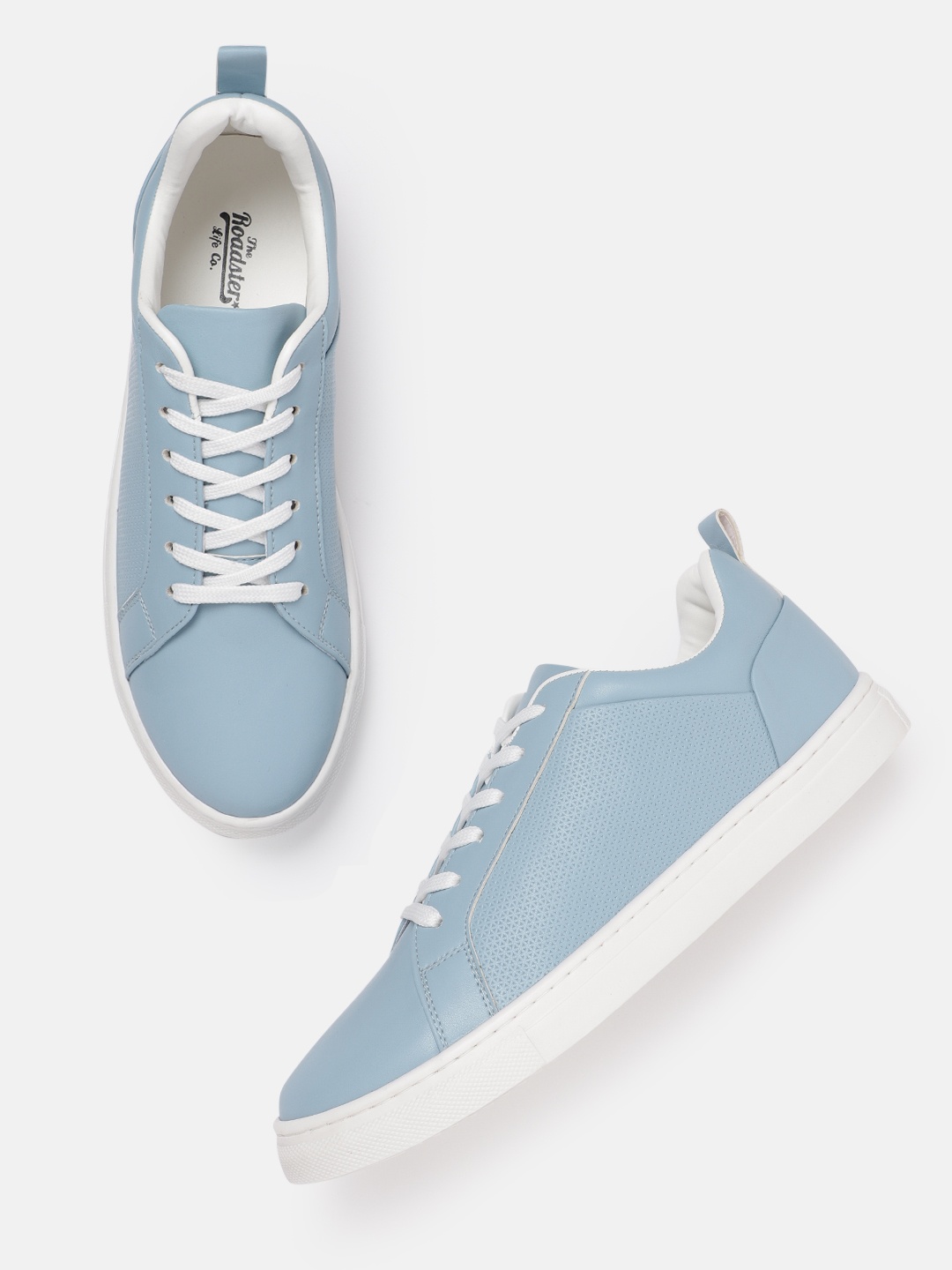 

Roadster The Lifestyle Co. Women Textured Sneakers, Blue