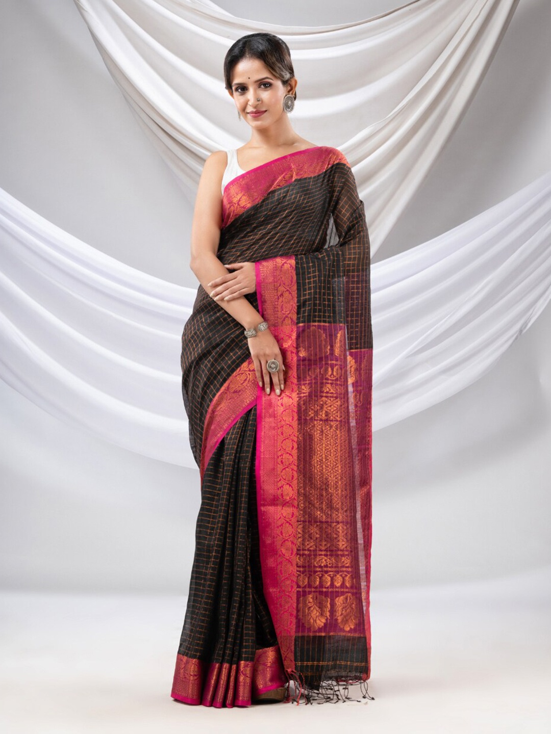 

Charukriti Checked Zari Silk Blend Saree, Black
