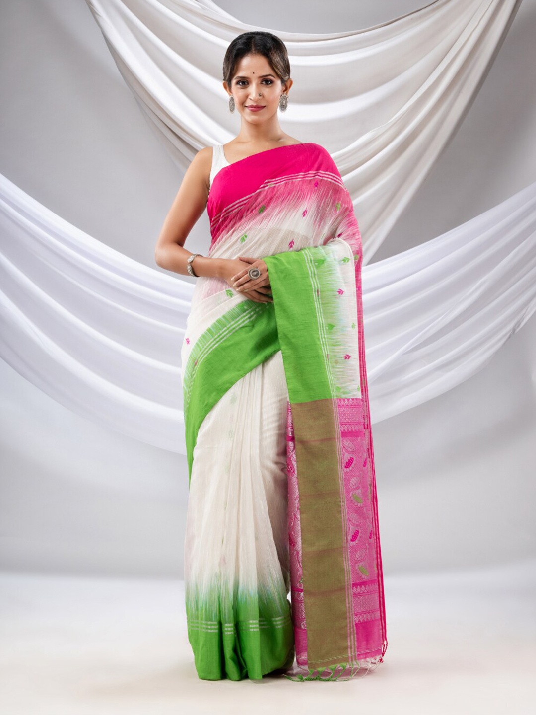 

Charukriti Floral Woven Design Zari Ikat Saree, White
