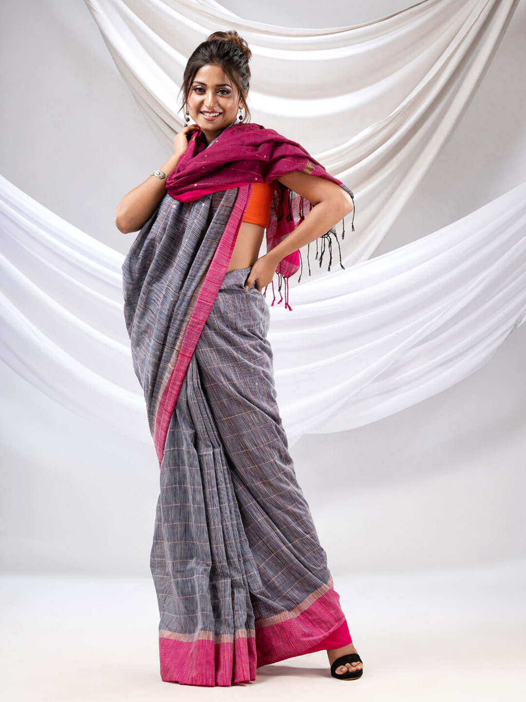 

Charukriti Striped Zari Pure Cotton Saree, Blue
