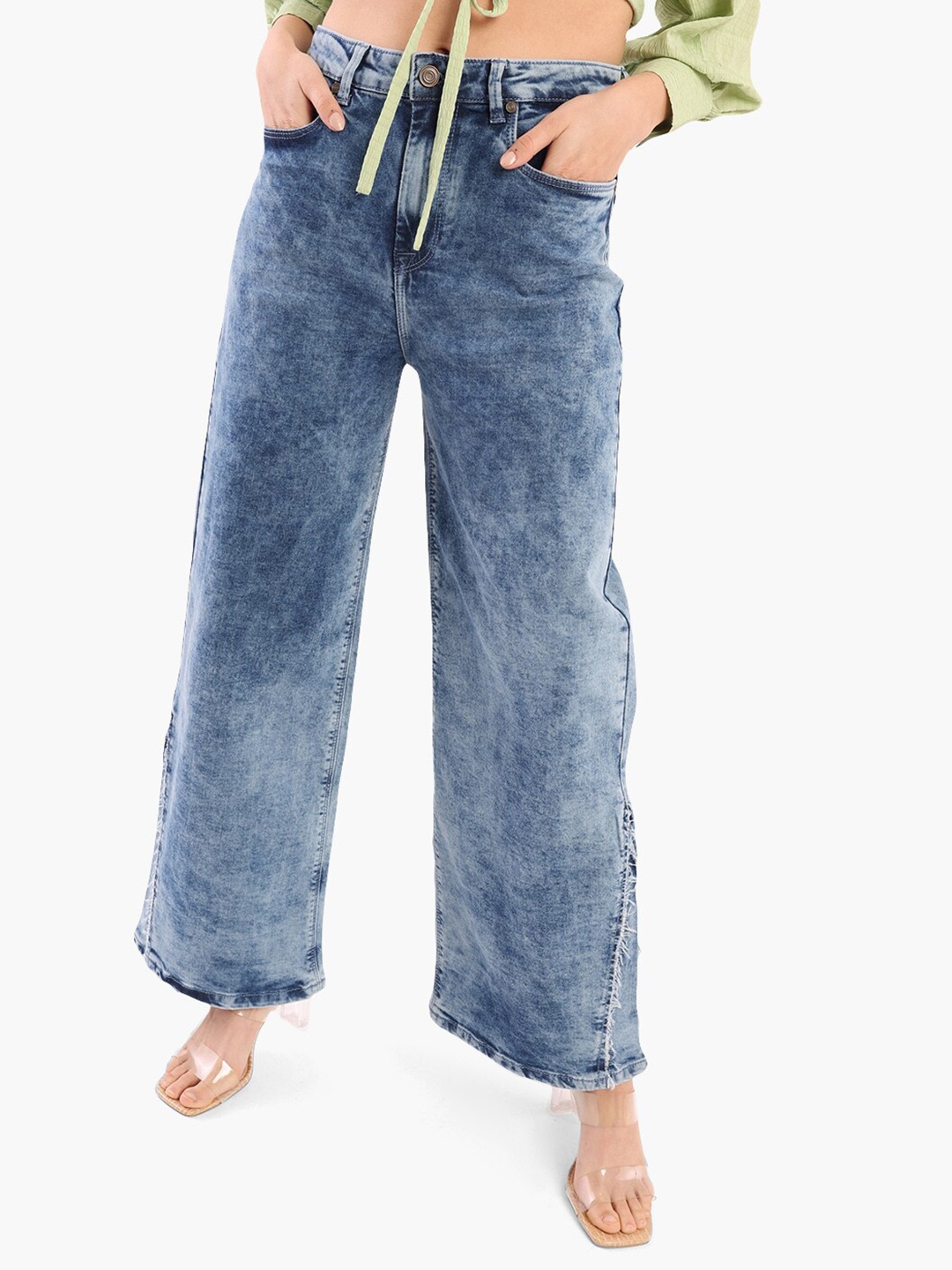 

Virgio Women Mid Rise Heavy Fade Clean Look Flared Stretchable Jeans, Blue