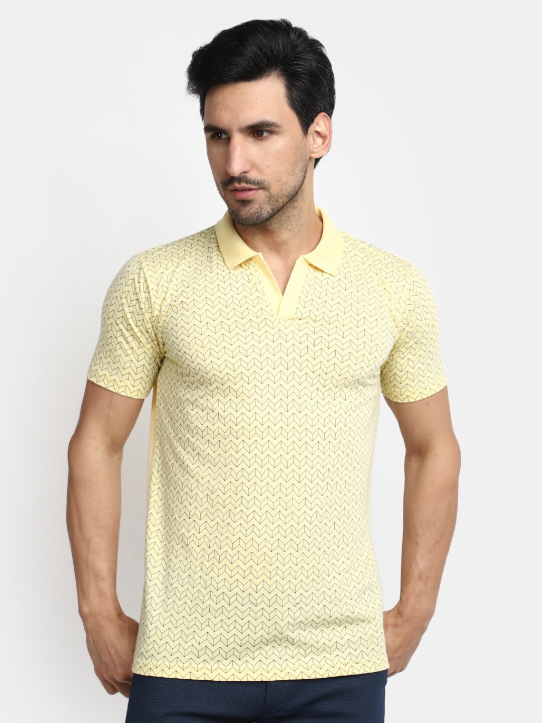 

V-Mart Geometric Printed Polo Collar Slim Fit Cotton T-shirt, Yellow