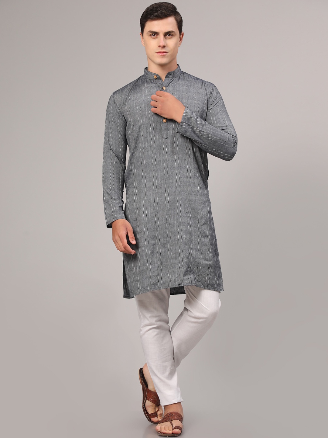 

Nimidiya Striped Regular Pure Cotton Kurta With Pyjamas, Grey melange