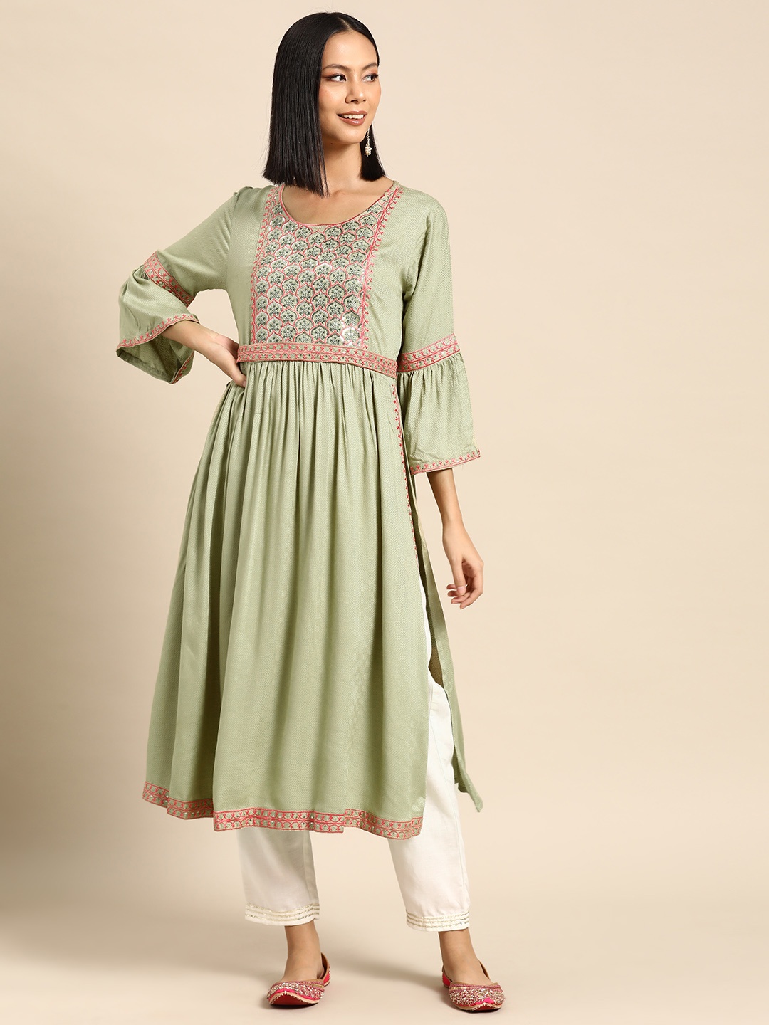 

RANGMAYEE Women Floral Yoke Design Sequinned Kurta, Green