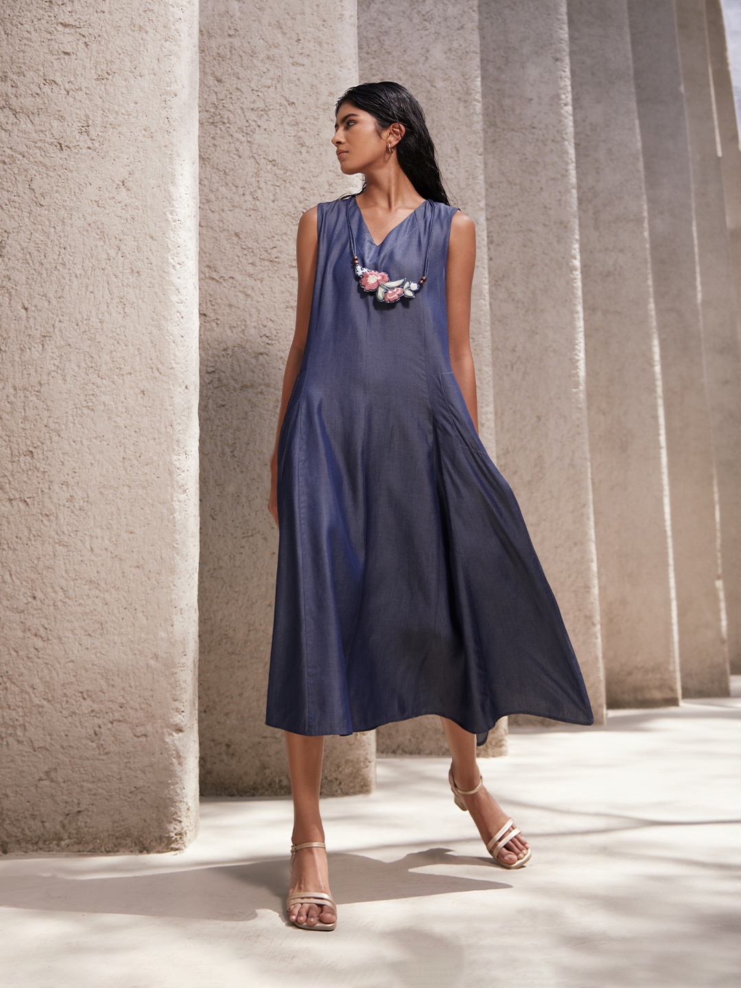 

W V-Neck Denim A-Line Midi Dress, Blue