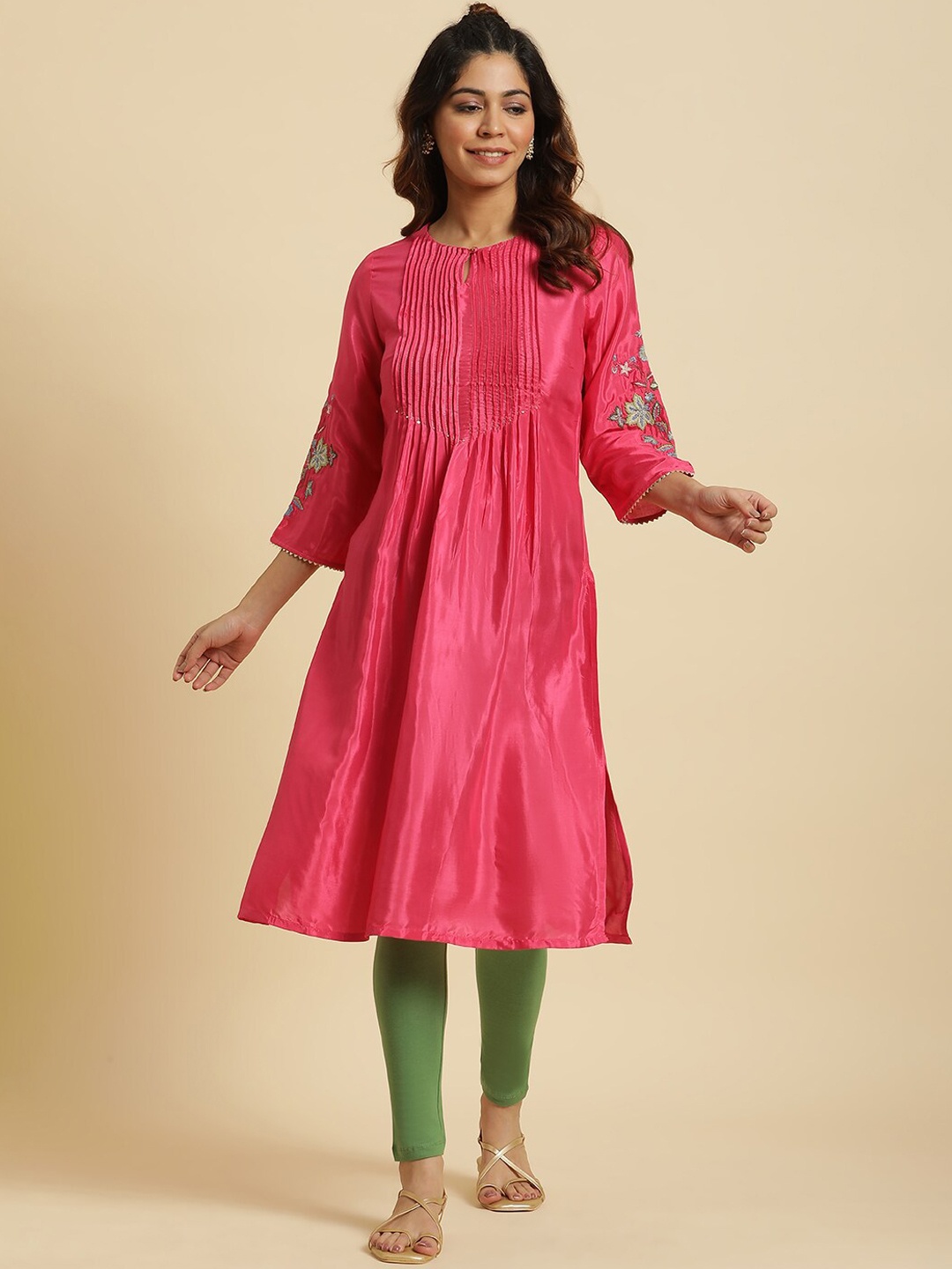 

W Women Floral Embroidered Thread Work A-Line Kurta, Pink