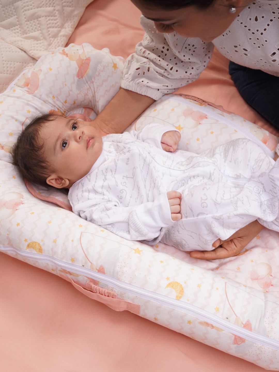 

Fancy Fluff Kids White & Peach-Colored Printed Organic Cotton Mattress Protector