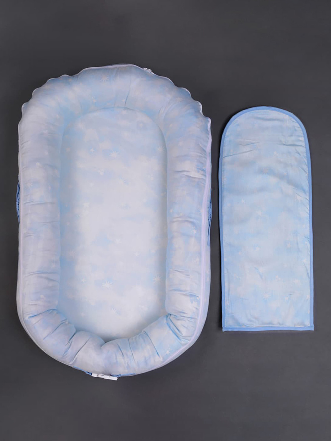 

Fancy Fluff Blue Organic Cotton Cocoon Bed Protector