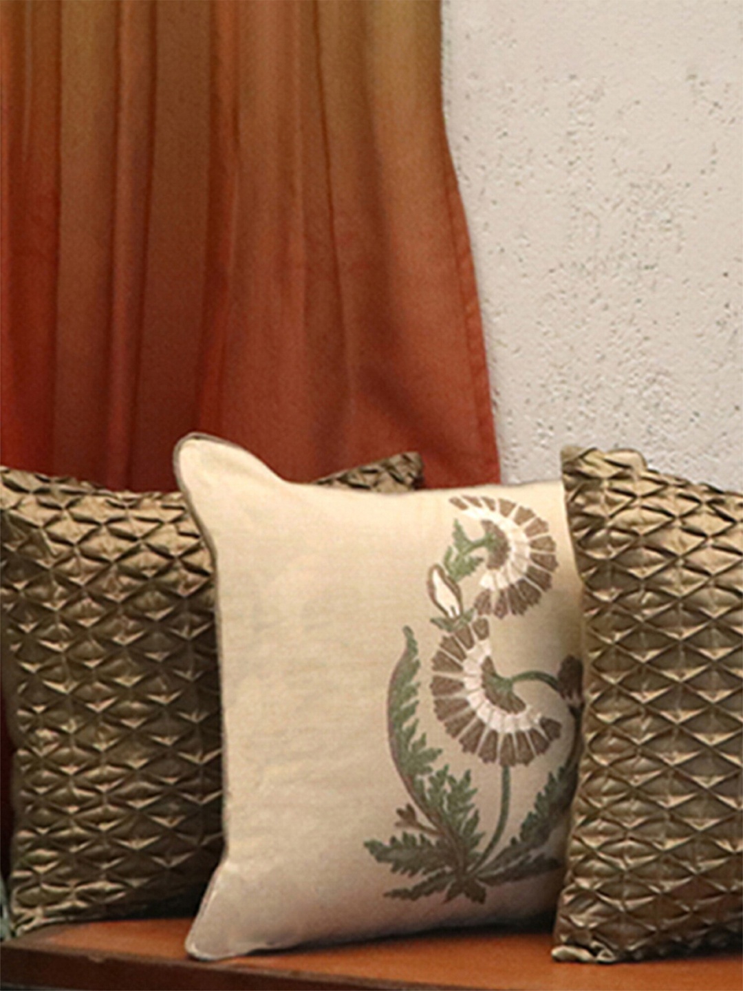 

ZEBA Gold-Toned & Green 3 Pieces Ethnic Motifs Square Cushion Covers