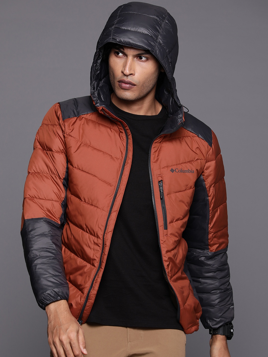 

Columbia Men Labyrinth Loop Hooded Full Sleeve Trekking-Hiking Jacket, Rust
