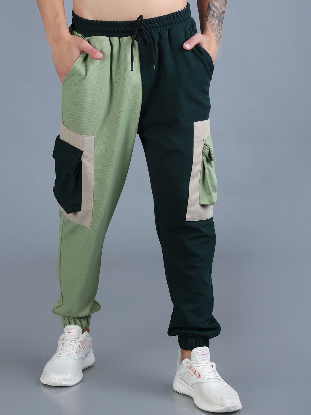 

The Dance Bible Men Colourblocked Anti Odour Cotton Relaxed Baggy- Fit Joggers, Lime green