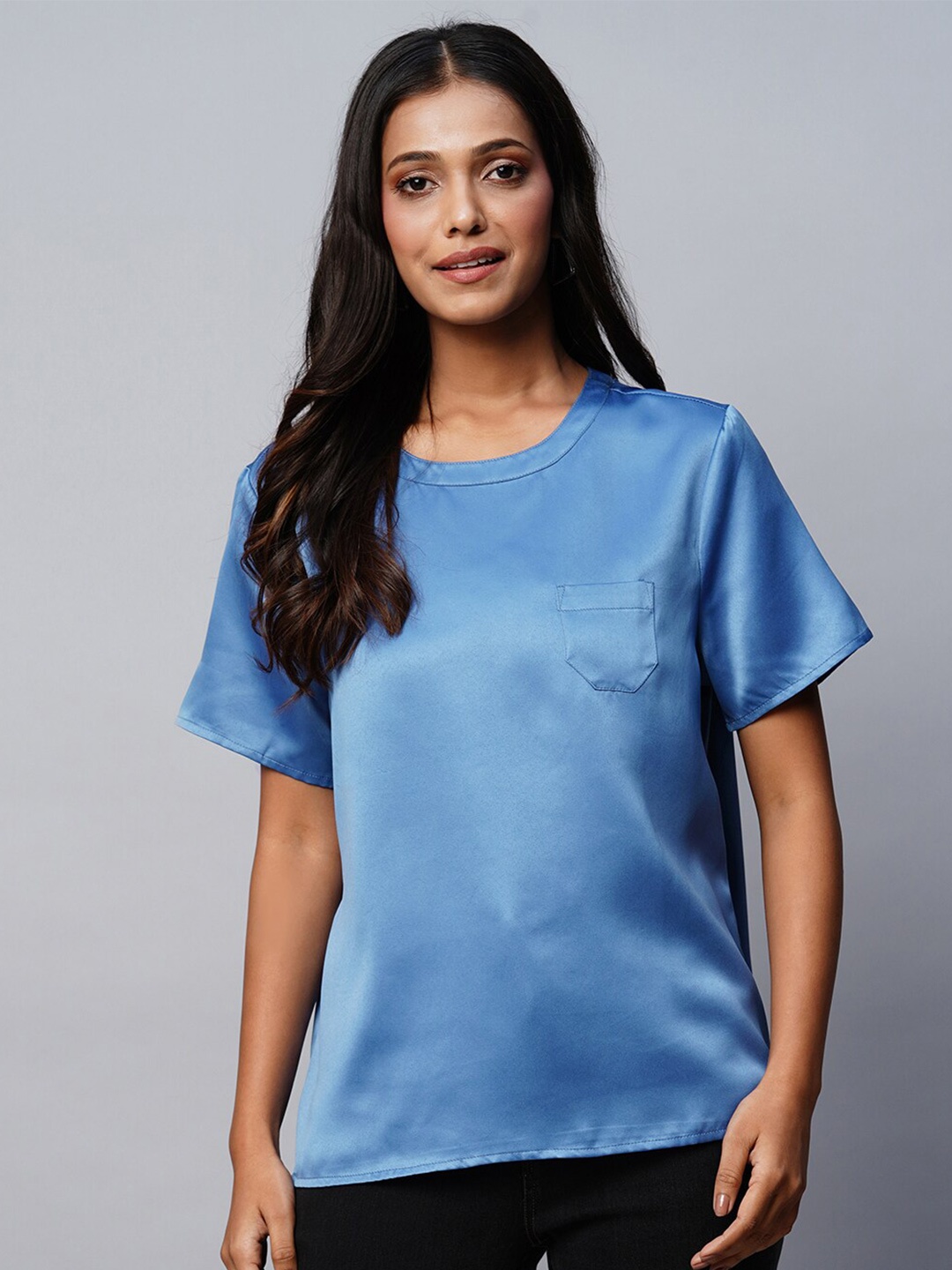 

Chemistry Pocket Detailed Regular Top, Blue