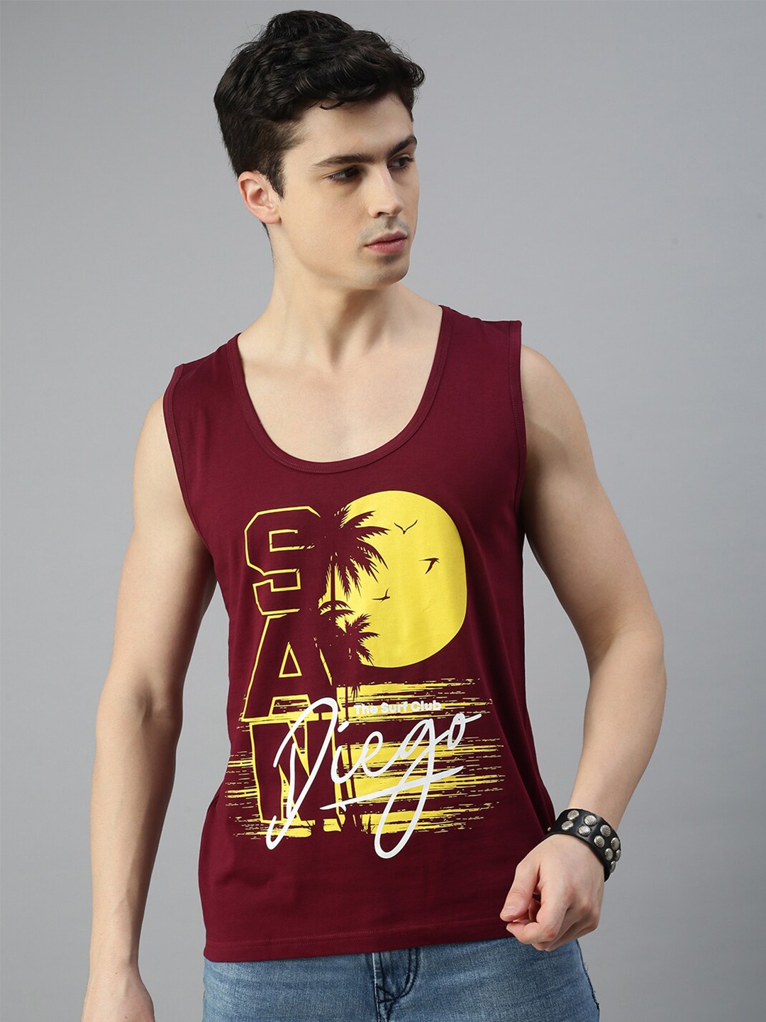 

BLACK RADIO Round Neck Graphic Printed Cotton T-shirt, Maroon