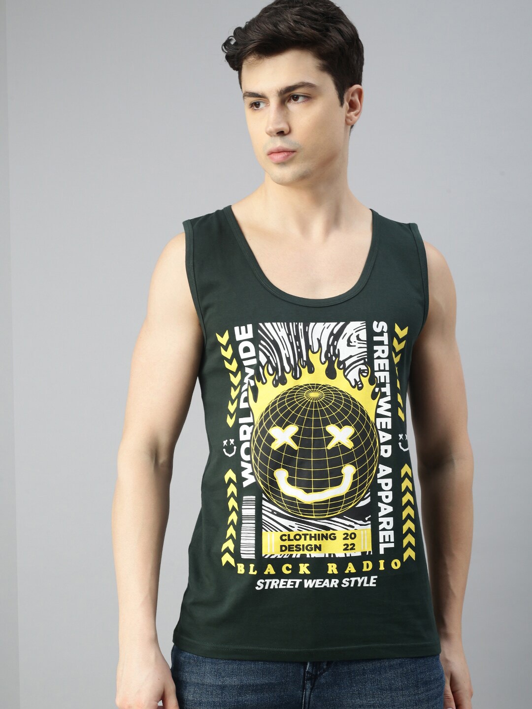 

BLACK RADIO Graphic Printed Pure Cotton T-shirt, Green