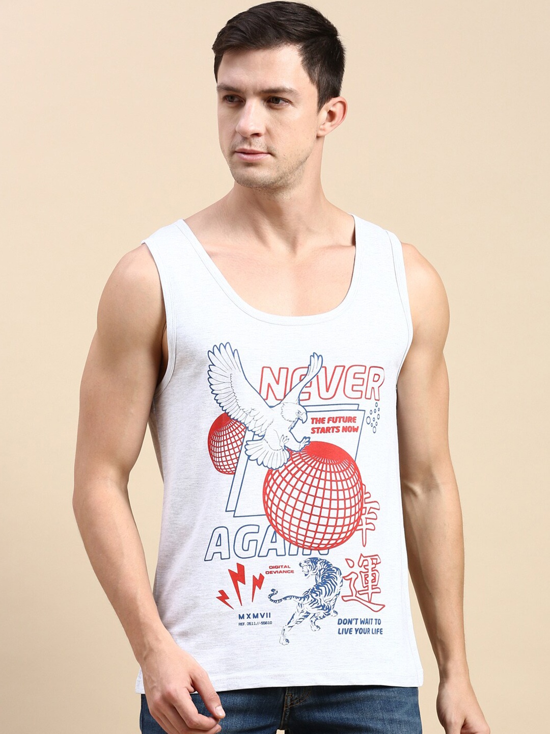 

BLACK RADIO Round Neck Conversational Printed Cotton T-shirt, Off white